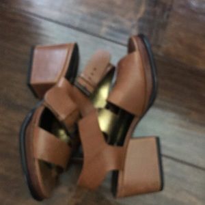 Robert Clergerie Shoes - Robert Clergerie Brown Leather Wedge Shoes Robert Clergerie Shoes - Robert Clergerie Brown Leather Wedge Shoes